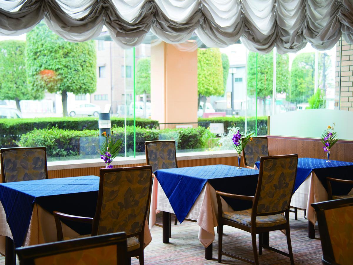 Hotel Crown Palais Kofu Exteriör bild